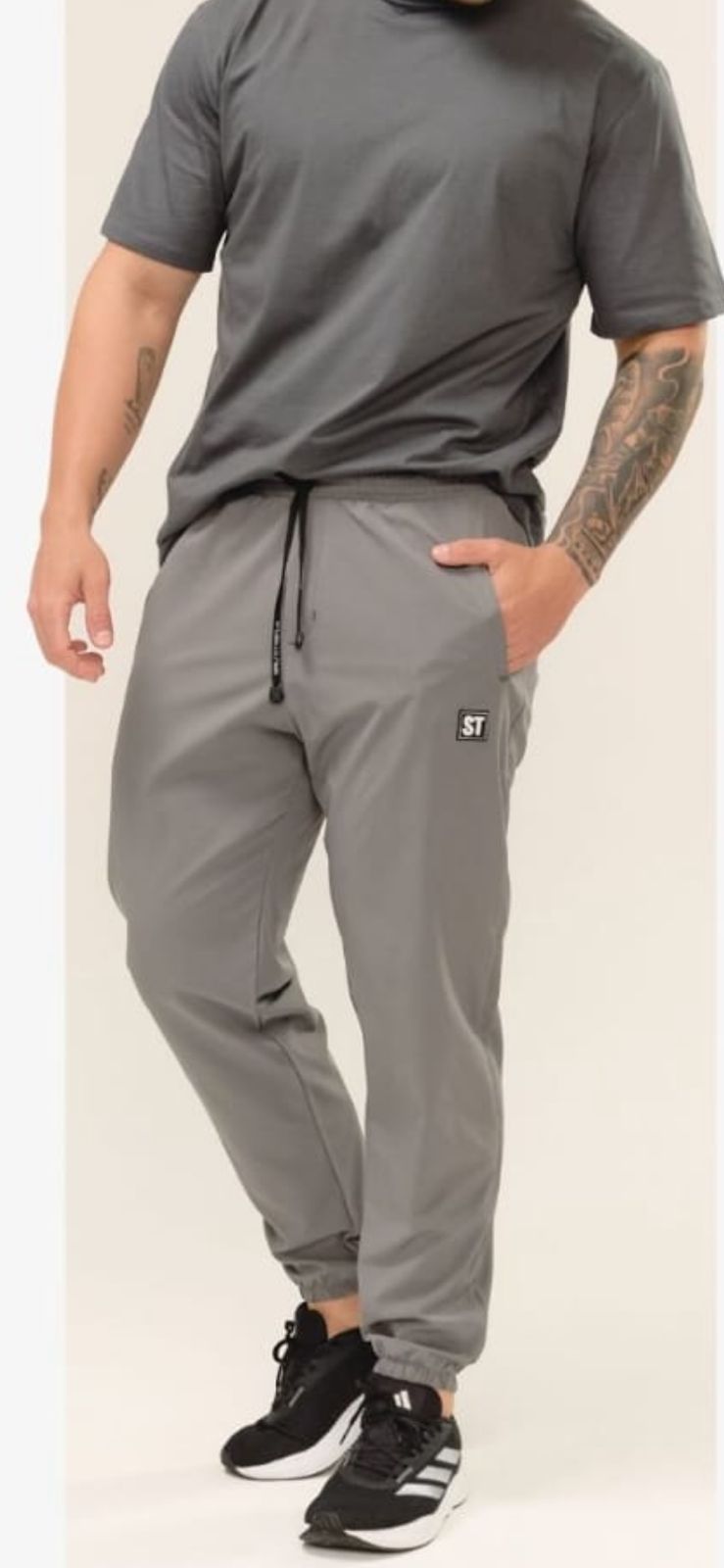 Calça de microfibra com elastano, Salto Triplo