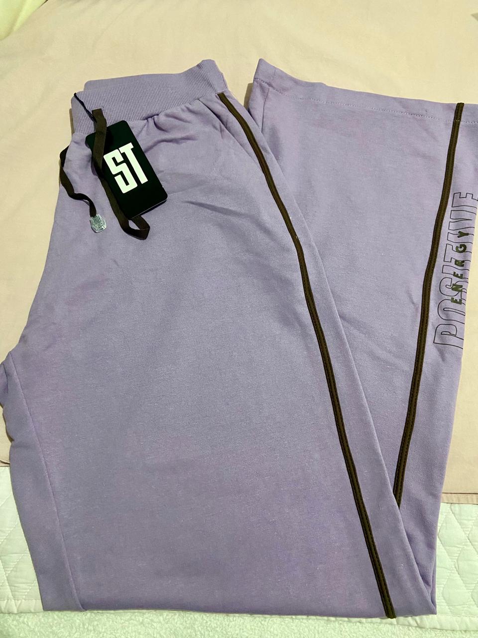 Calça de moletinho Pantalona, Salto Triplo